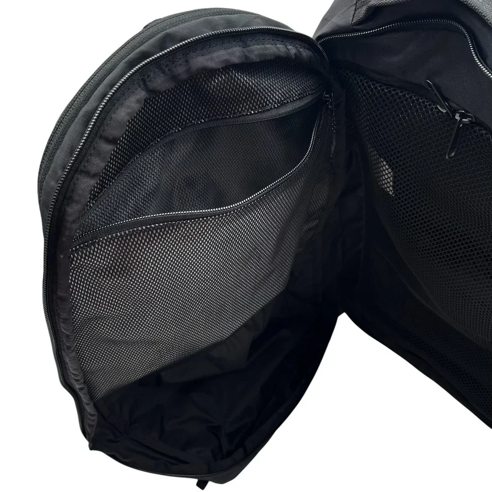 Dakine Split Adventure LT 28 L Backpack VX21 Solid Black Fits 15
